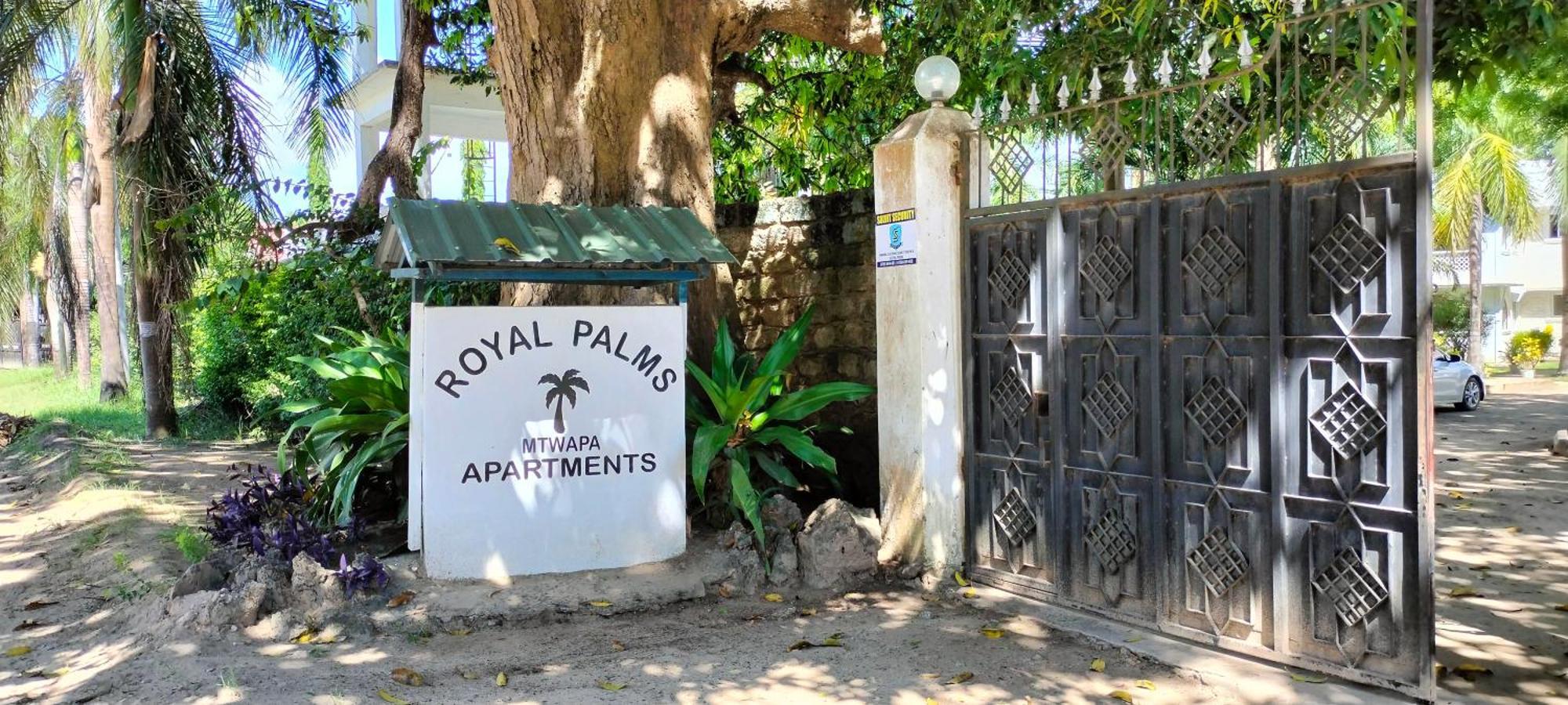 Royal Palms A2